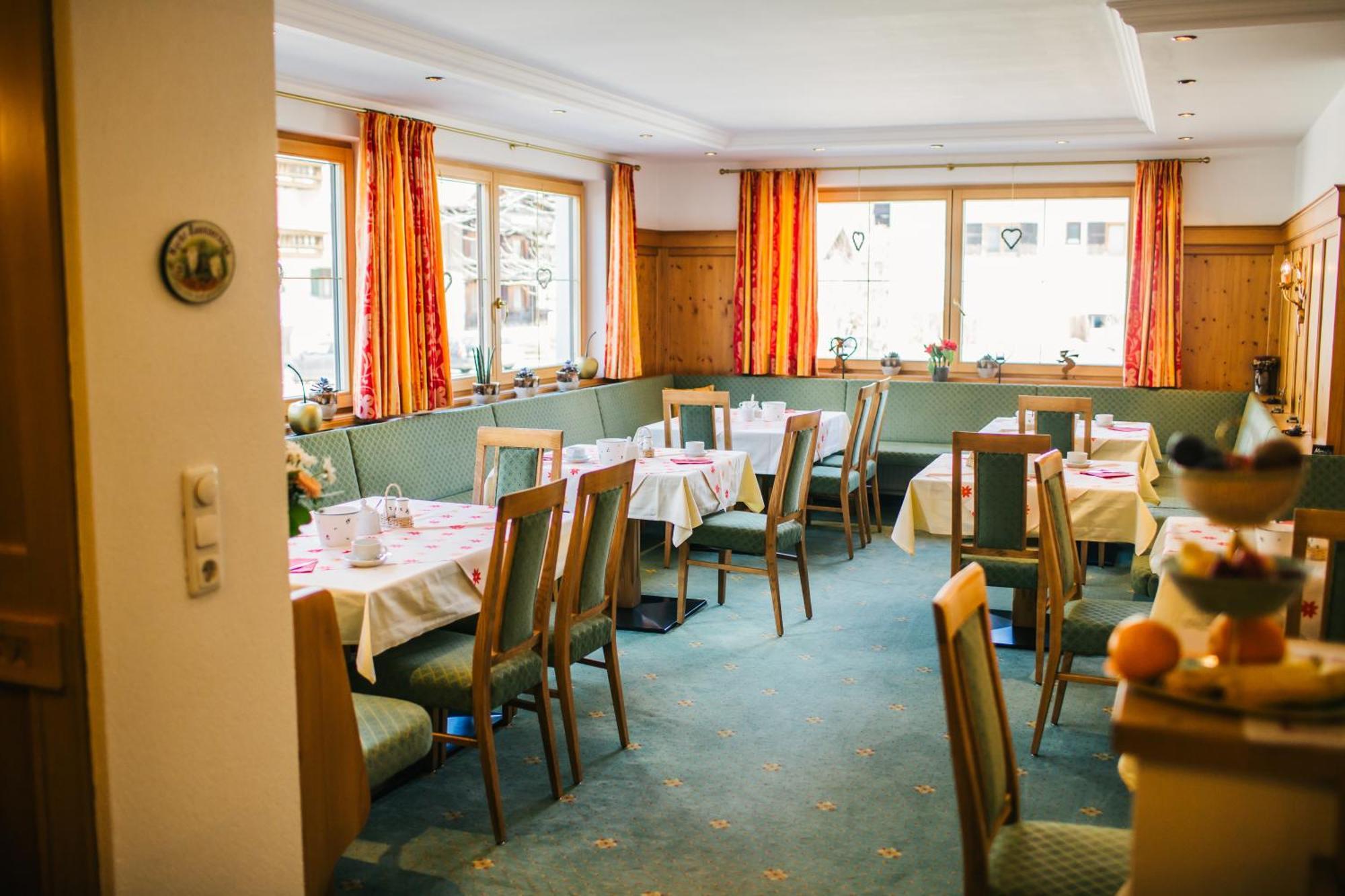 Hotel Dr Otto Murr B&B St. Anton am Arlberg Eksteriør bilde